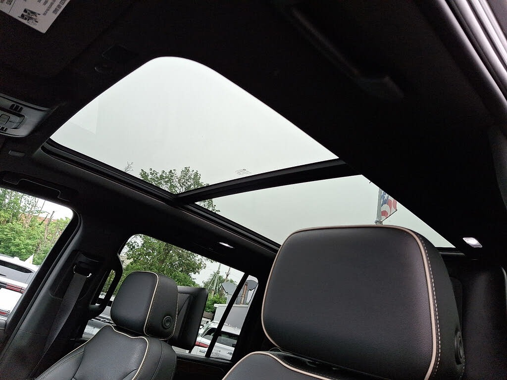 Business Van / SUV Image