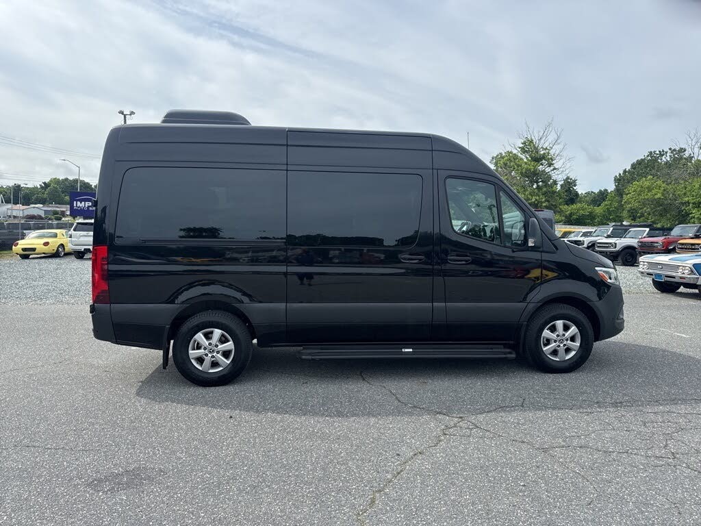 Mercedes Shuttle Van Image