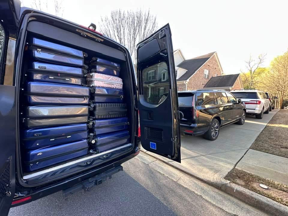 Mercedes VIP Sprinter Image